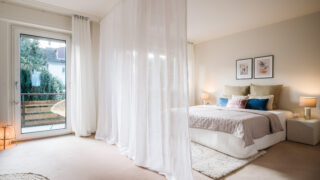 Schlafzimmer geerbtes Reihenhaus nach Home Staging